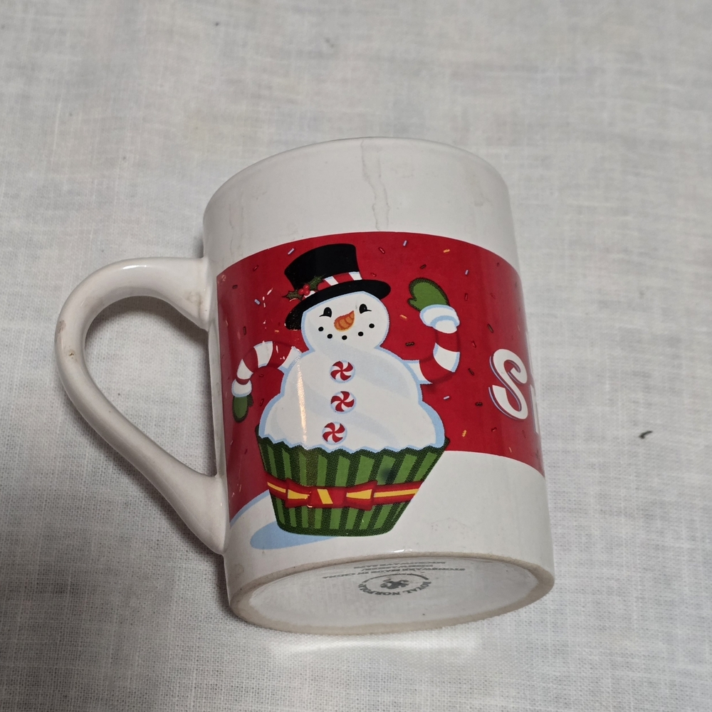 Royal Norfolk Christmas mug Pre-owned GUC "Let It Snow"